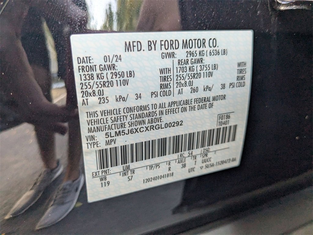 Used 2024 Lincoln Aviator AWD w/ Premium Package image 36