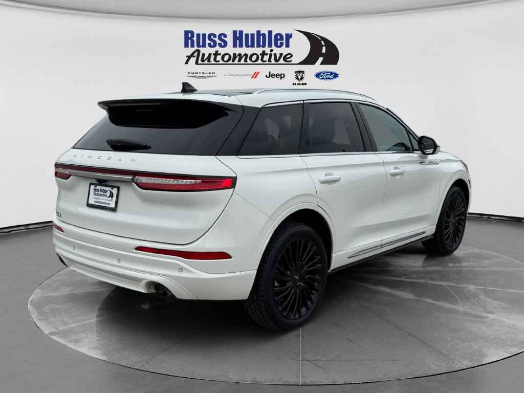 Used 2021 Lincoln Corsair Reserve FWD image 7