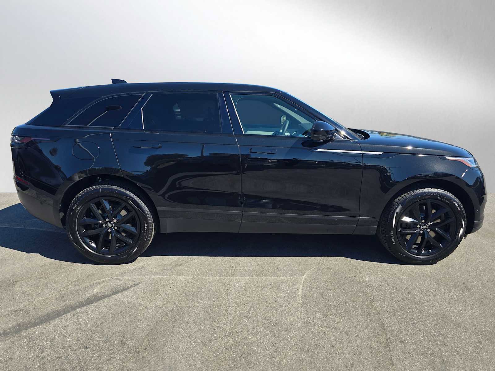New 2026 Land Rover Range Rover Velar S image 2