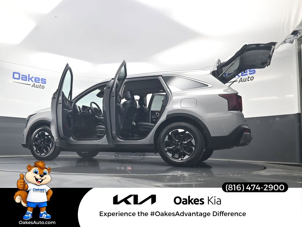 Certified 2026 Kia Sorento S w/ S Panoramic Sunroof Package FWD image 62