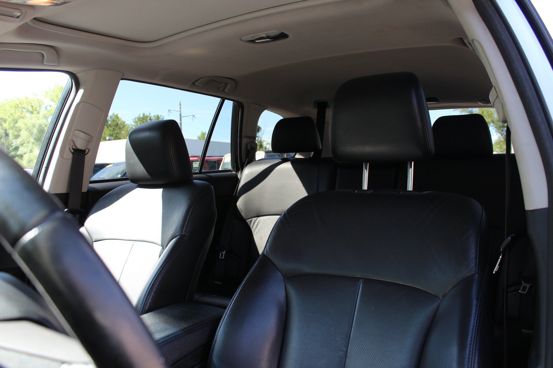 Used 2012 Subaru Outback 2.5i Limited w/ Moonroof Pkg AWD/4WD image 17