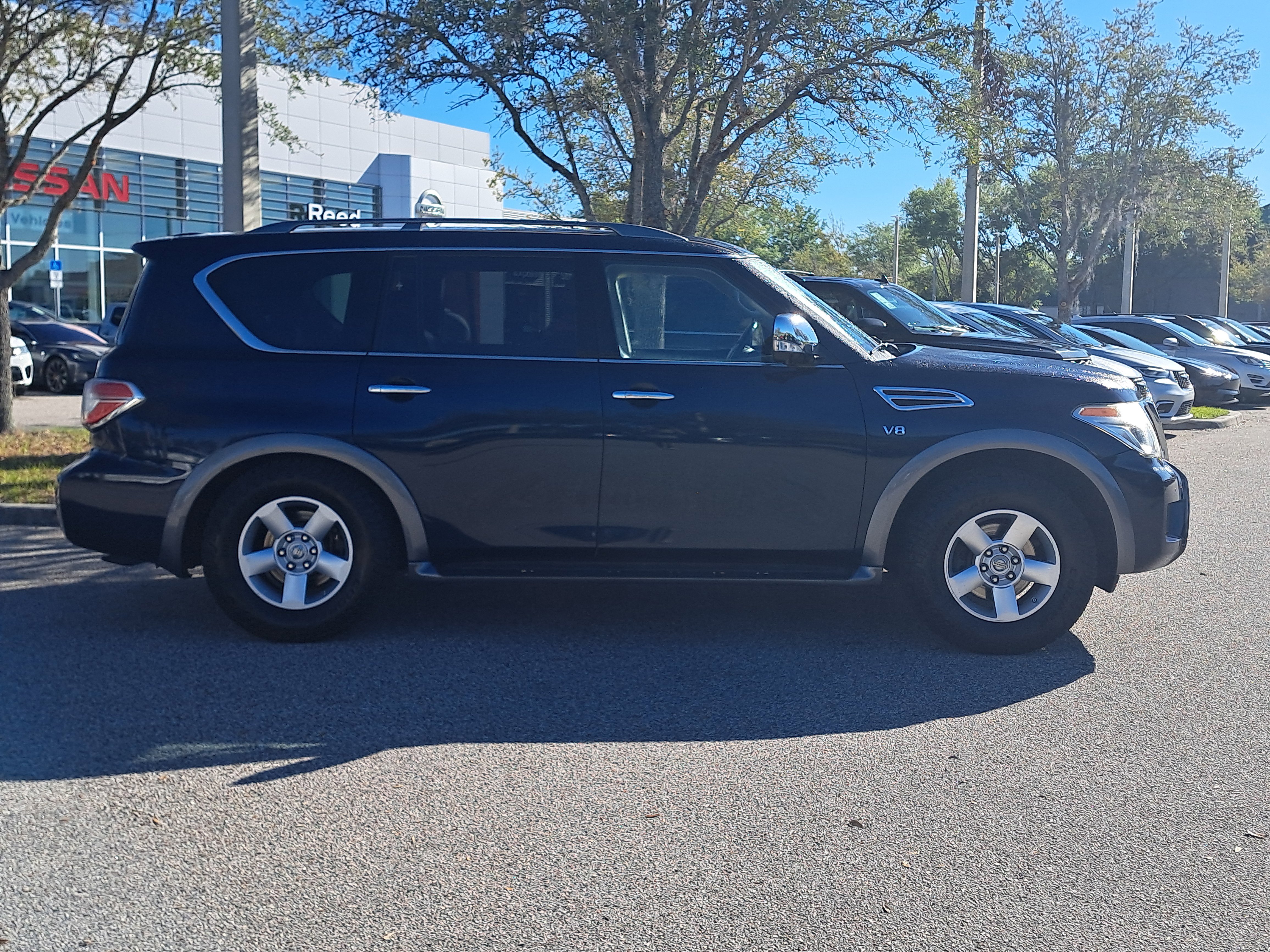 Used 2018 Nissan Armada SL w/ Moonroof Package RWD image 4