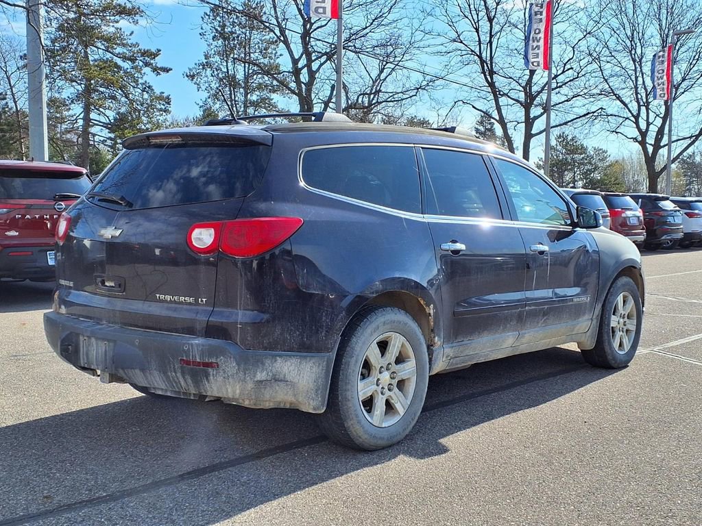 Used 2009 Chevrolet Traverse LT image 4