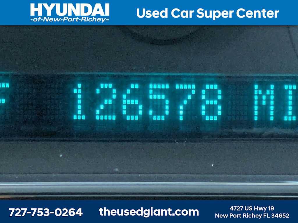 Used 2010 Chevrolet HHR LT FWD image 31
