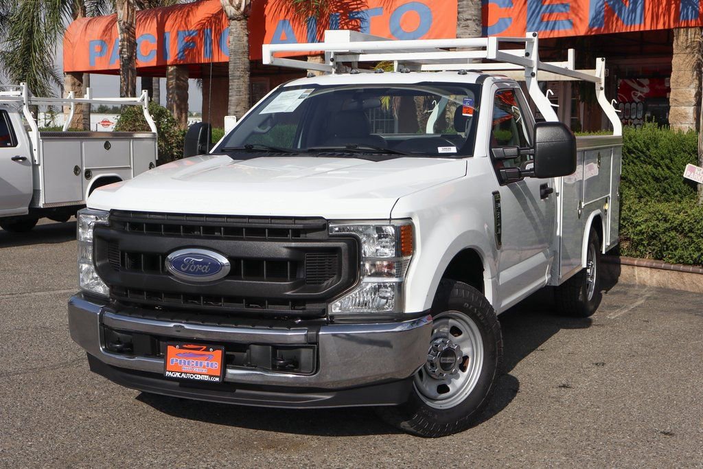 Used 2021 Ford F350 XL w/ Power Equipment Group image 4