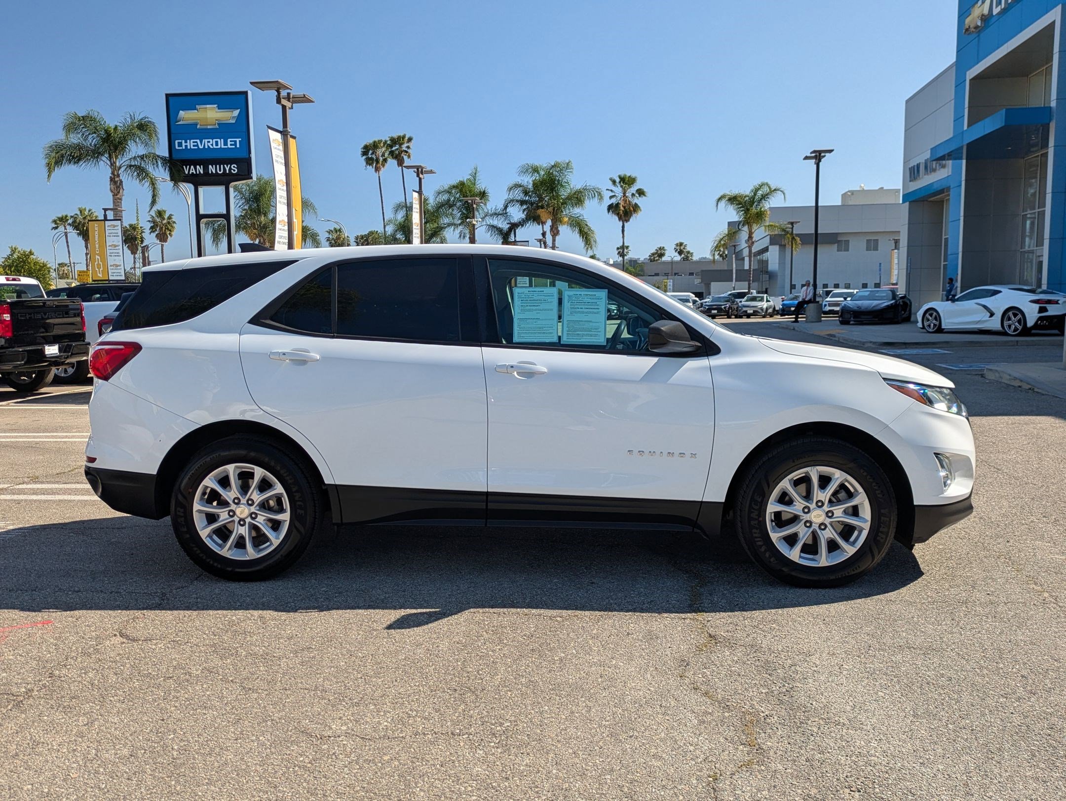 Used 2019 Chevrolet Equinox LS w/ LPO, Cargo Package image 4