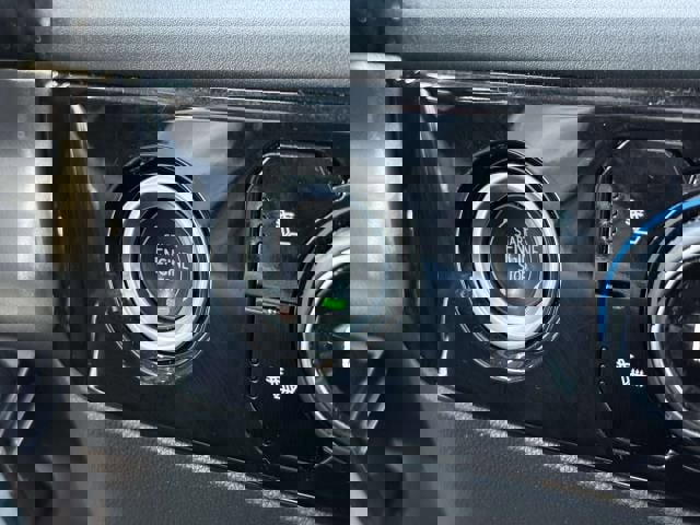 Used 2022 Chevrolet Silverado 1500 LT image 31