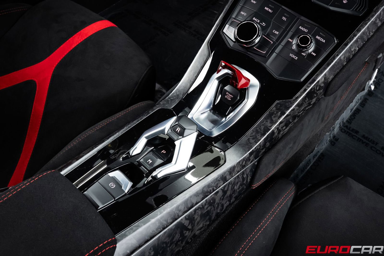 Used 2018 Lamborghini Huracan Performante AWD/4WD image 35