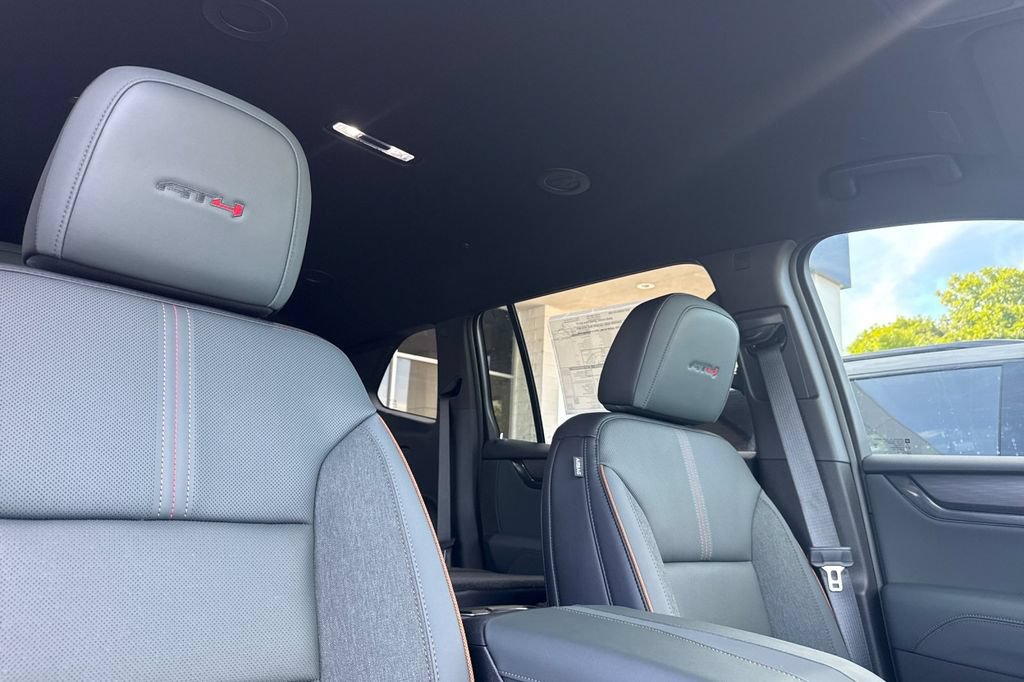 New 2027 GMC Acadia AT4 w/ Luxury Package AWD/4WD image 20