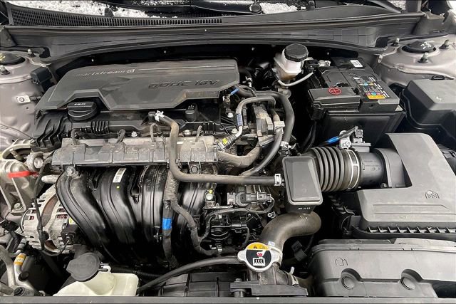 Certified 2024 Hyundai Elantra Limited image 11