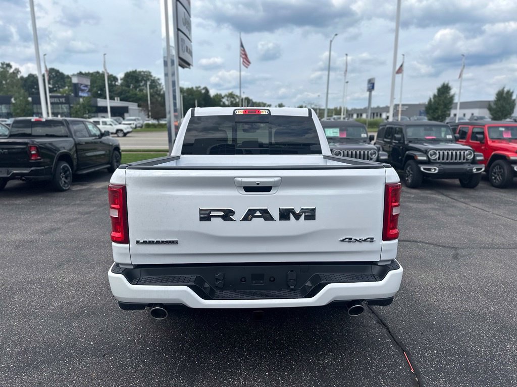 New 2027 RAM 1500 Laramie w/ Sport Appearance Package AWD/4WD image 8