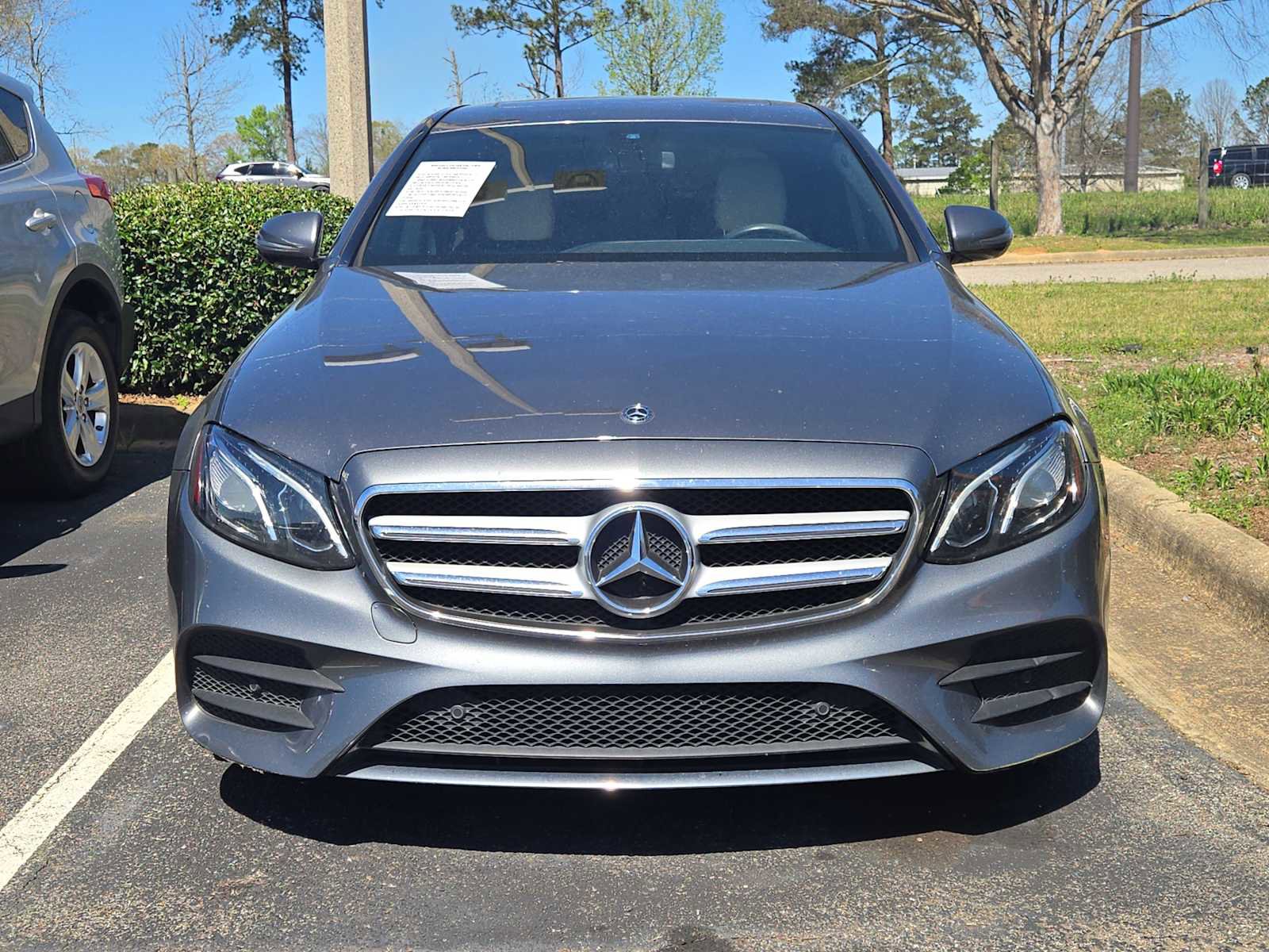 Used 2017 Mercedes-Benz E 300 image 2