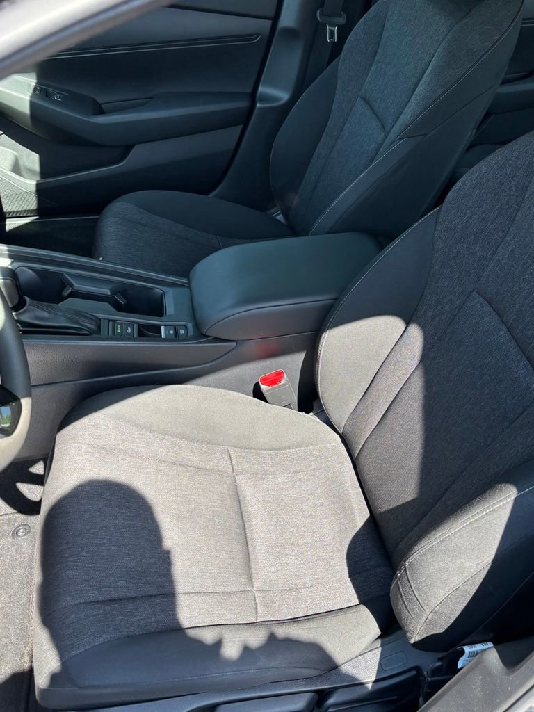 Used 2023 Honda Accord LX image 16