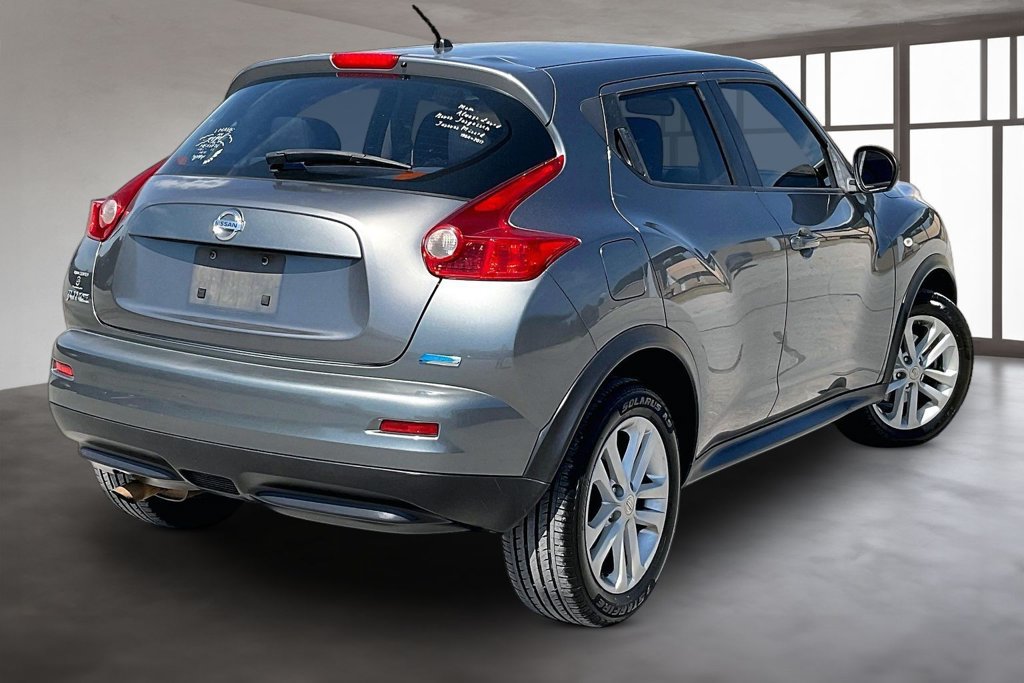 Used 2013 Nissan Juke S FWD image 6