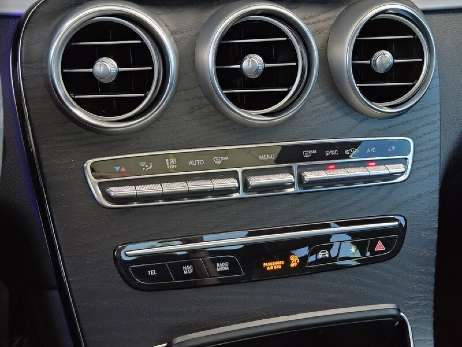 Certified 2021 Mercedes-Benz GLC 300 image 33