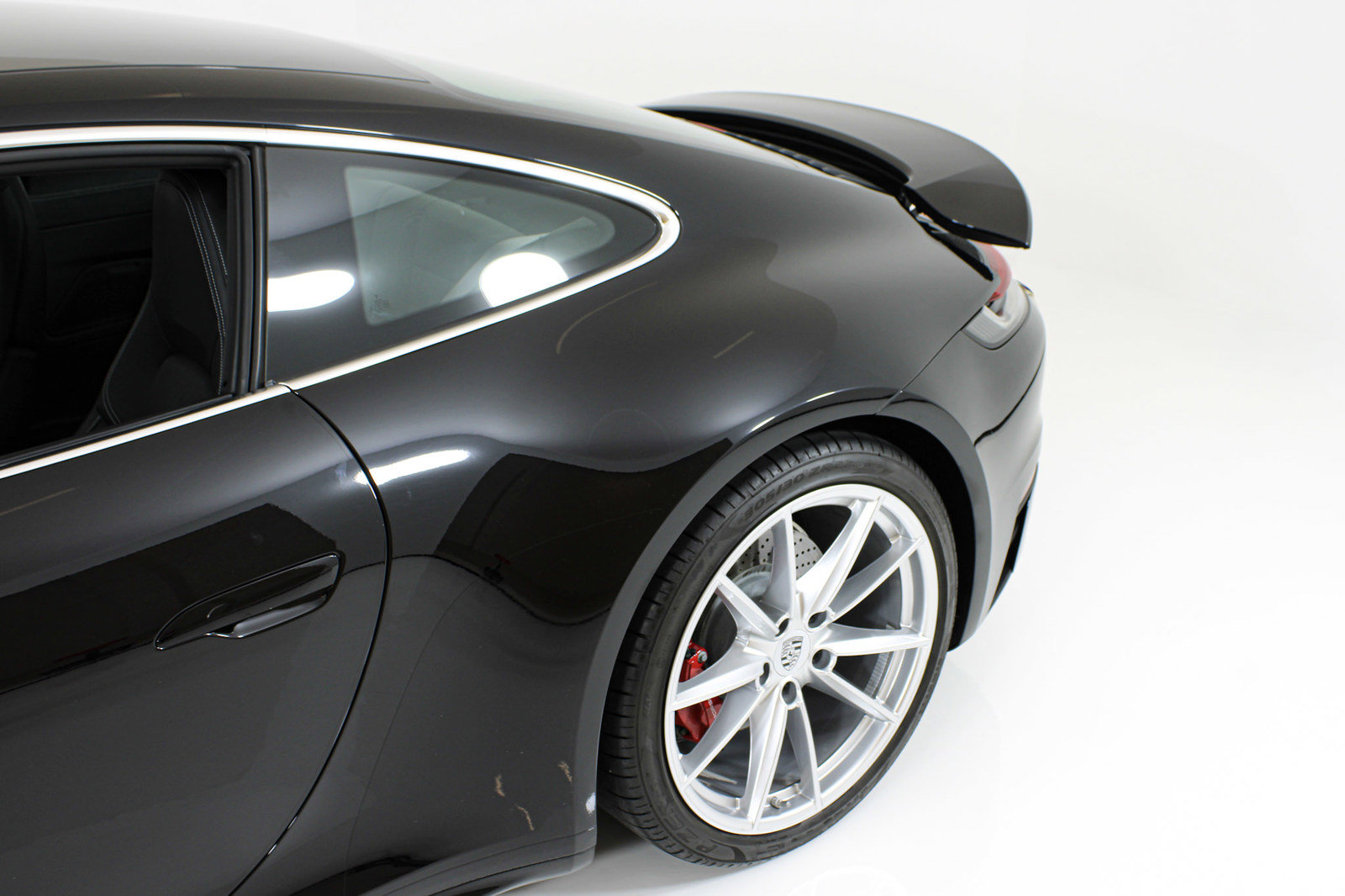 Used 2021 Porsche 911 Carrera S RWD image 4