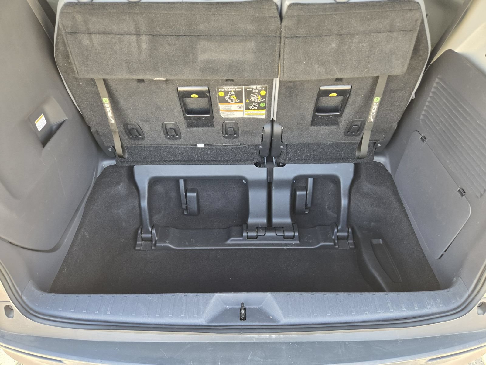 Used 2022 Toyota Sienna XLE w/ XLE Plus Package AWD/4WD image 33