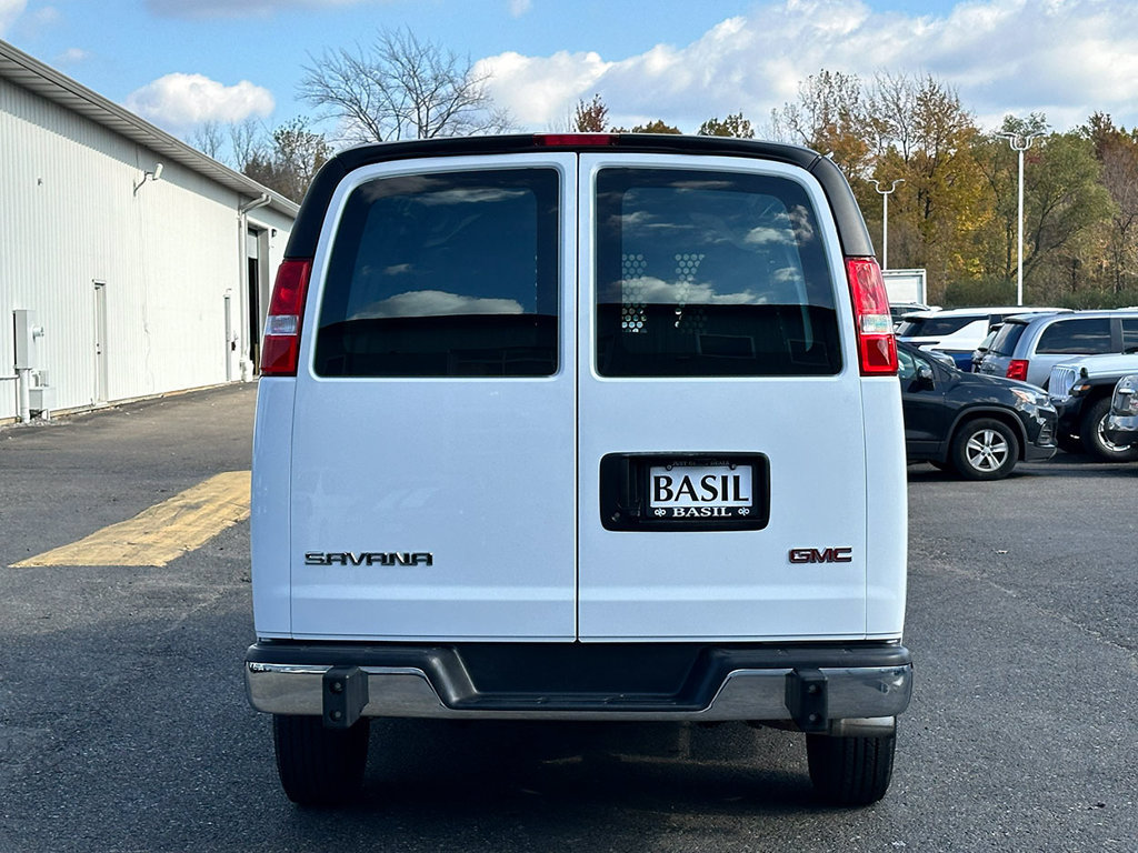 Used 2025 GMC Savana 2500 w/ Driver Convenience Package RWD image 17