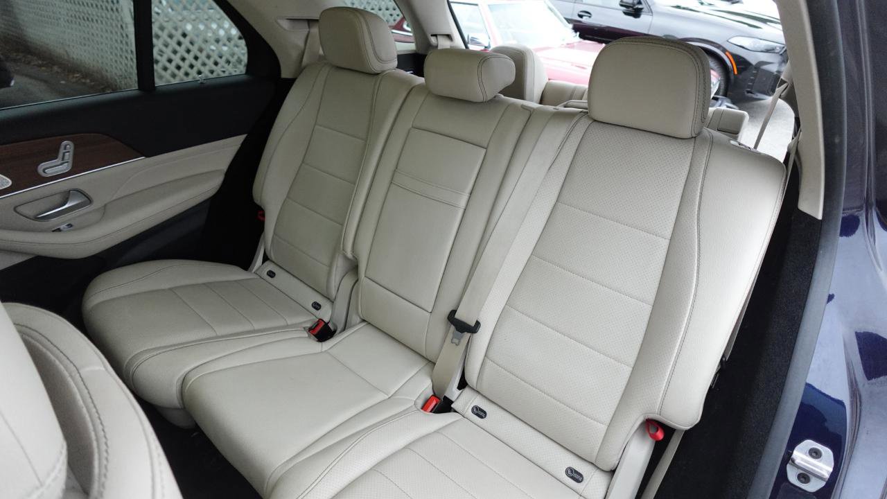Used 2022 Mercedes-Benz GLE 350 4MATIC w/ 3rd Row Seat Package image 18