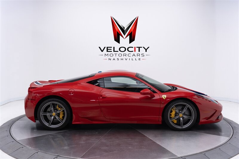 Used 2015 Ferrari 458 Speciale Coupe RWD image 13