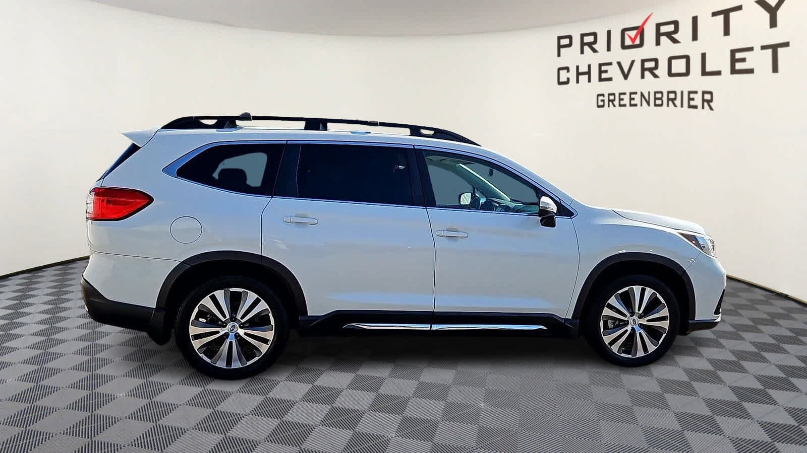 Used 2020 Subaru Ascent Limited w/ Technology Package AWD/4WD image 9