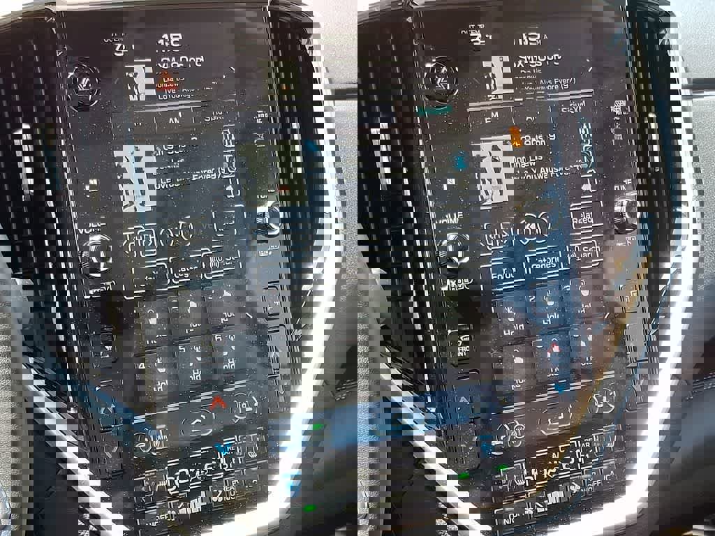 Used 2023 Subaru Ascent Touring AWD/4WD image 18