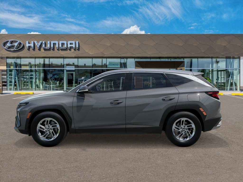 New 2026 Hyundai Tucson SE FWD image 3