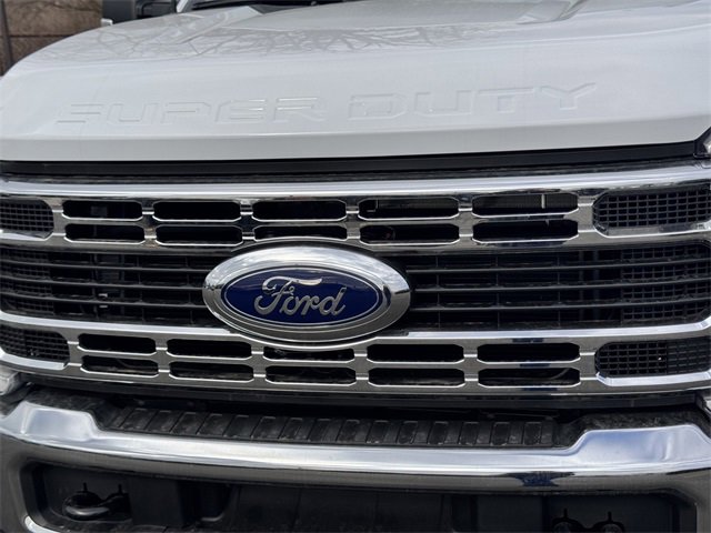 New 2025 Ford F550 4x4 Regular Cab Super Duty image 5