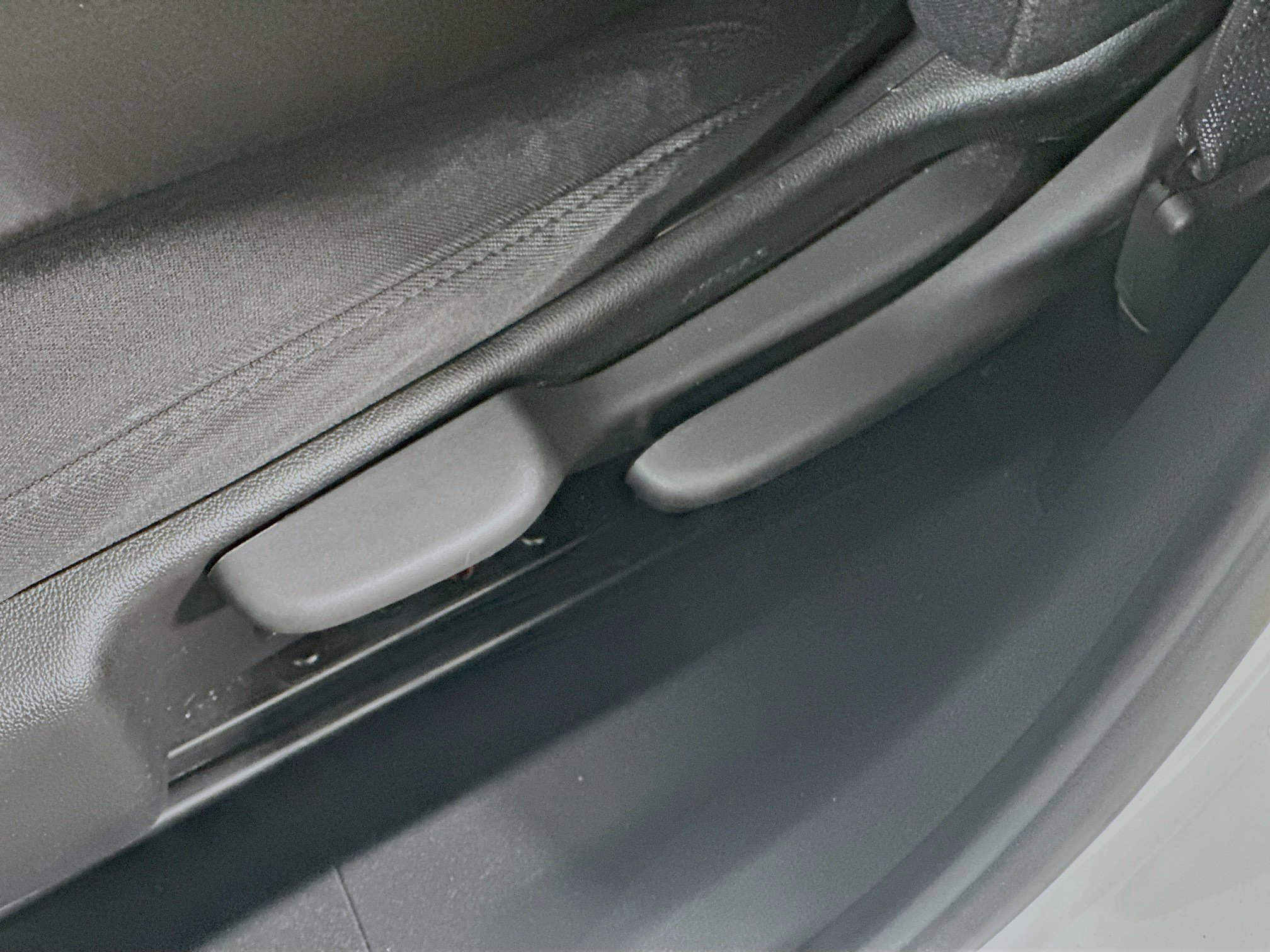 Used 2021 Chevrolet Malibu LS FWD image 13