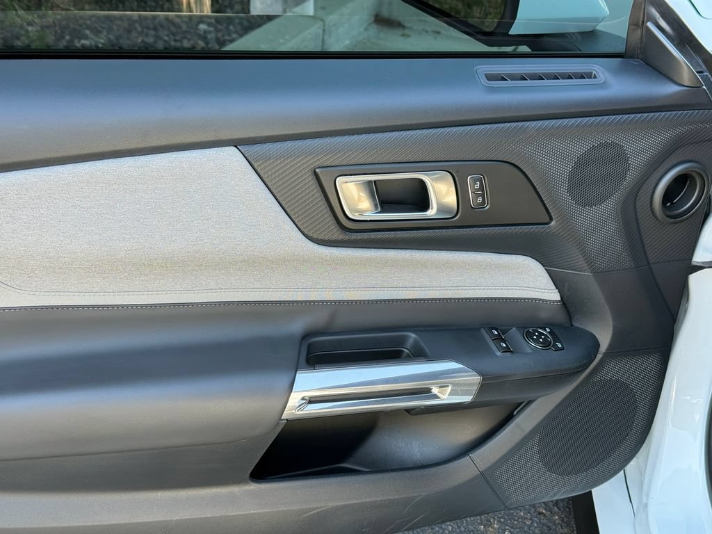Used 2024 Ford Mustang GT RWD image 18