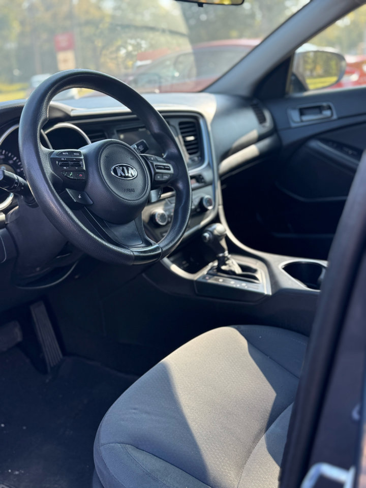 Used 2015 Kia Optima LX image 7
