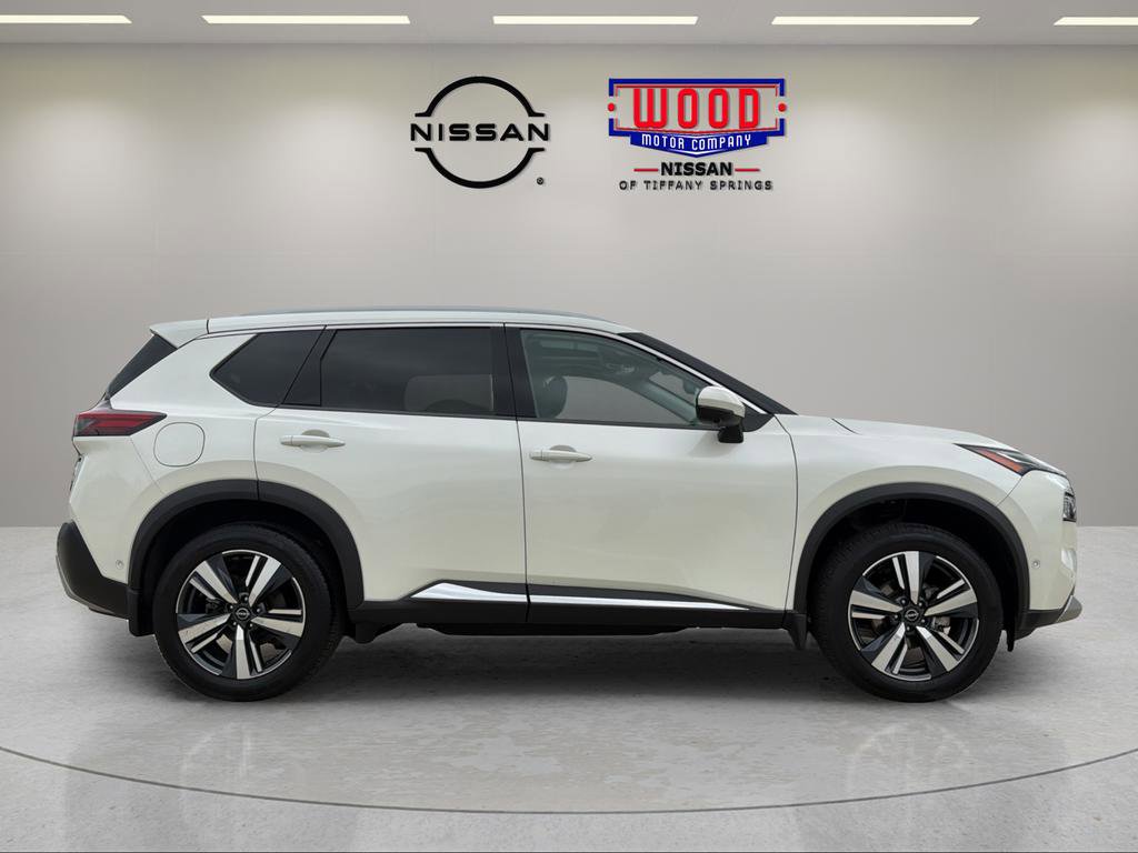Certified 2023 Nissan Rogue Platinum AWD/4WD image 2
