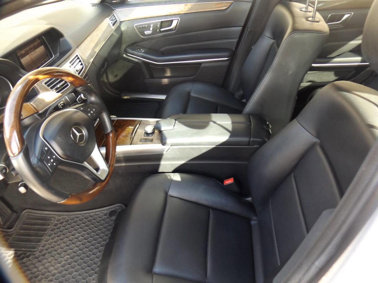 Used 2014 Mercedes-Benz E 350 Sedan image 17