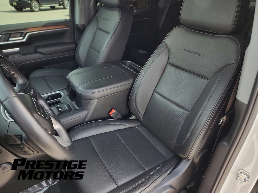 Used 2024 GMC Sierra 1500 Denali AWD/4WD image 16
