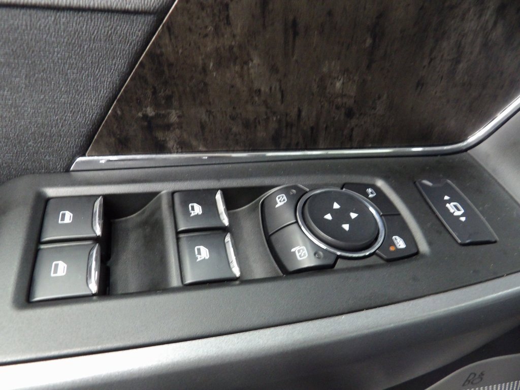 Used 2024 Ford F250 Lariat w/ Black Appearance Package image 61