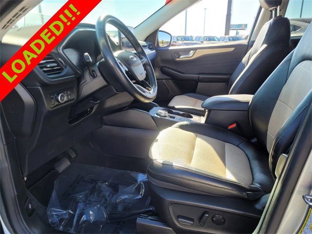 Used 2022 Ford Escape Titanium w/ Titanium Elite Package image 4