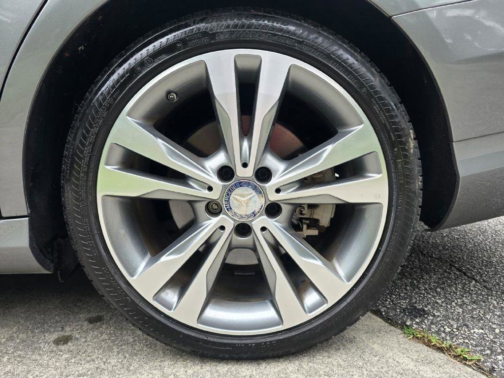 Used 2015 Mercedes-Benz C 300 Sedan image 18