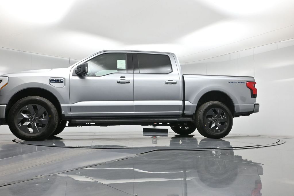 New 2025 Ford F150 Lightning Flash AWD/4WD image 50