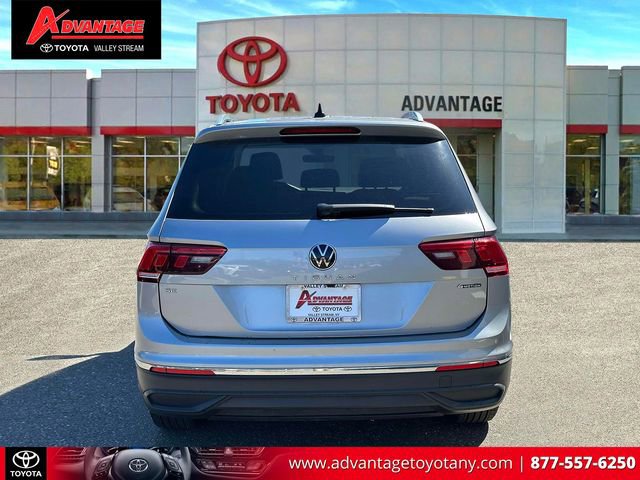 Used 2024 Volkswagen Tiguan SE image 8