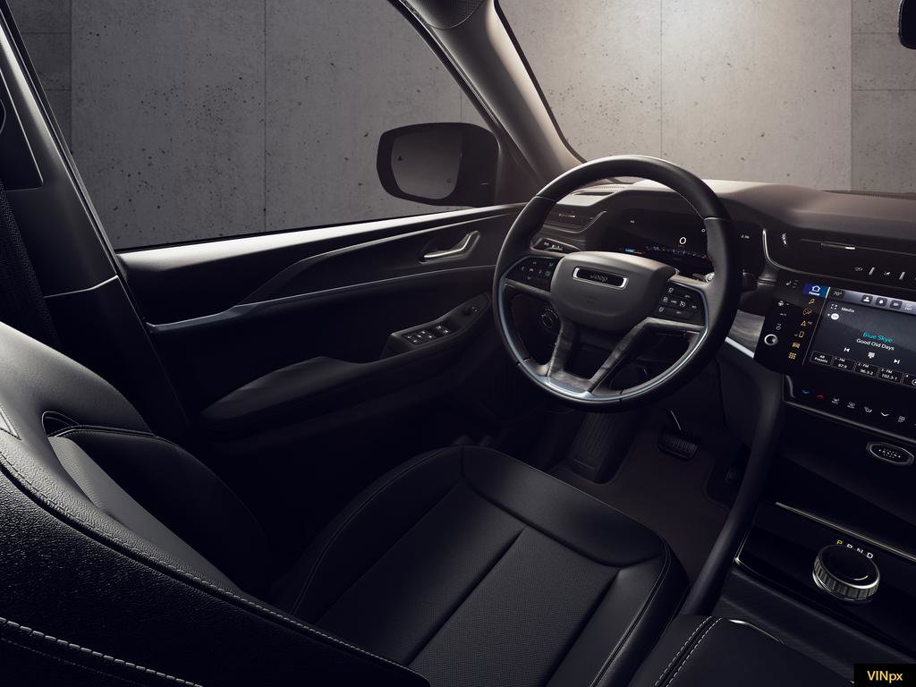 New 2026 Jeep Grand Cherokee Altitude image 20