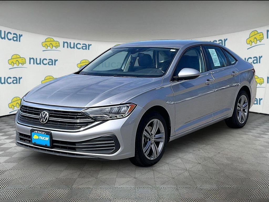 Used 2024 Volkswagen Jetta SE FWD image 3