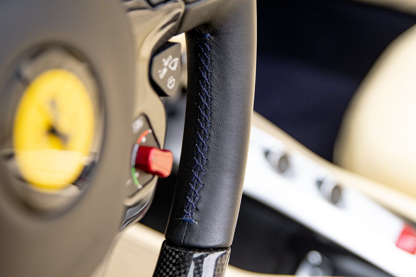 Used 2016 Ferrari California T RWD image 27
