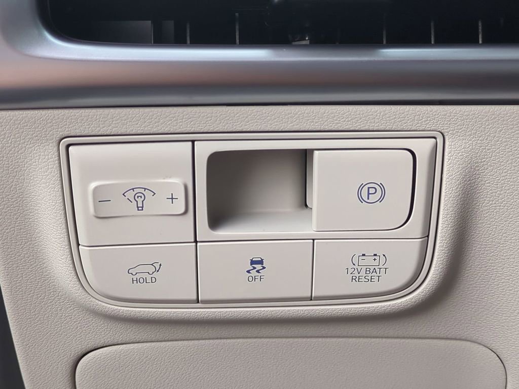 New 2026 Hyundai Tucson Limited image 30