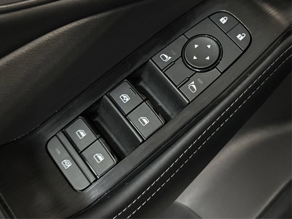 Certified 2026 Nissan Rogue SV image 36