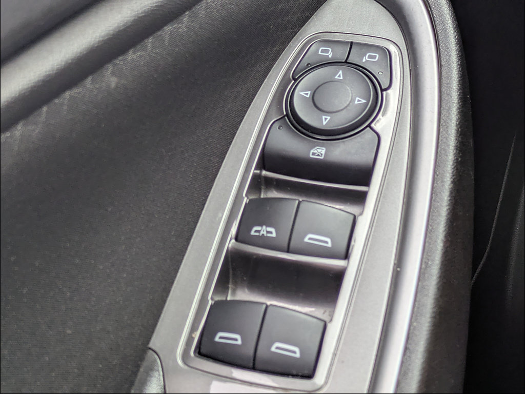 Used 2025 Chevrolet Malibu LT FWD image 25