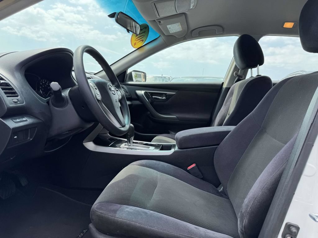 Used 2013 Nissan Altima 2.5 S FWD image 14