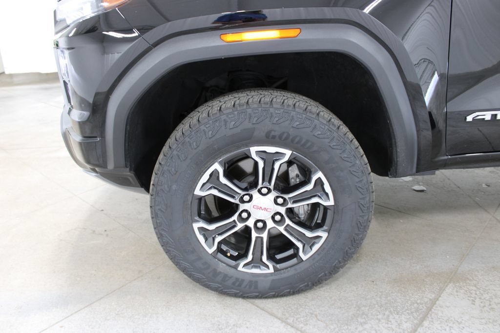 Used 2024 GMC Canyon AT4 AWD/4WD image 35