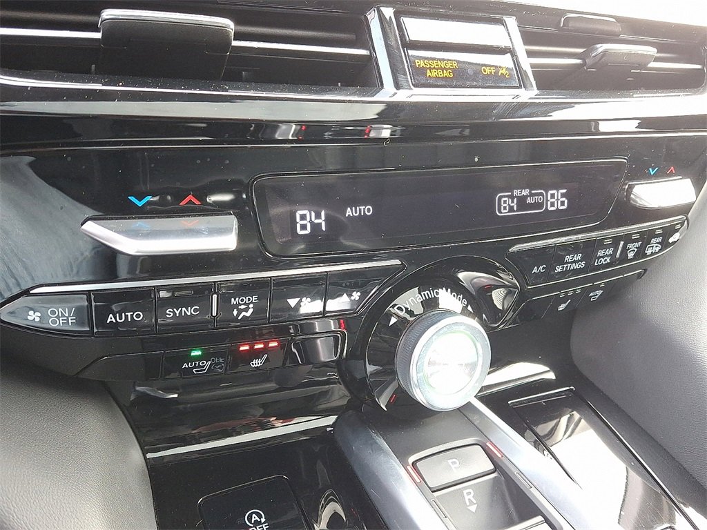 Used 2023 Acura MDX SH-AWD w/ Technology Package image 16