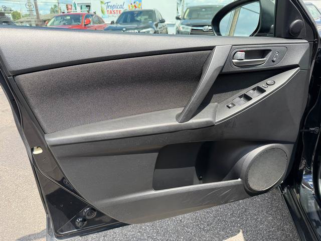 Used 2012 MAZDA MAZDA3 i Touring FWD image 9