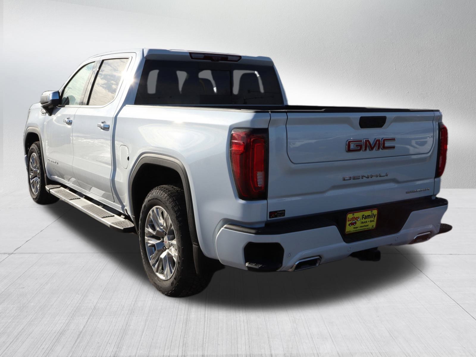 New 2026 GMC Sierra 1500 Denali w/ Technology Package image 5